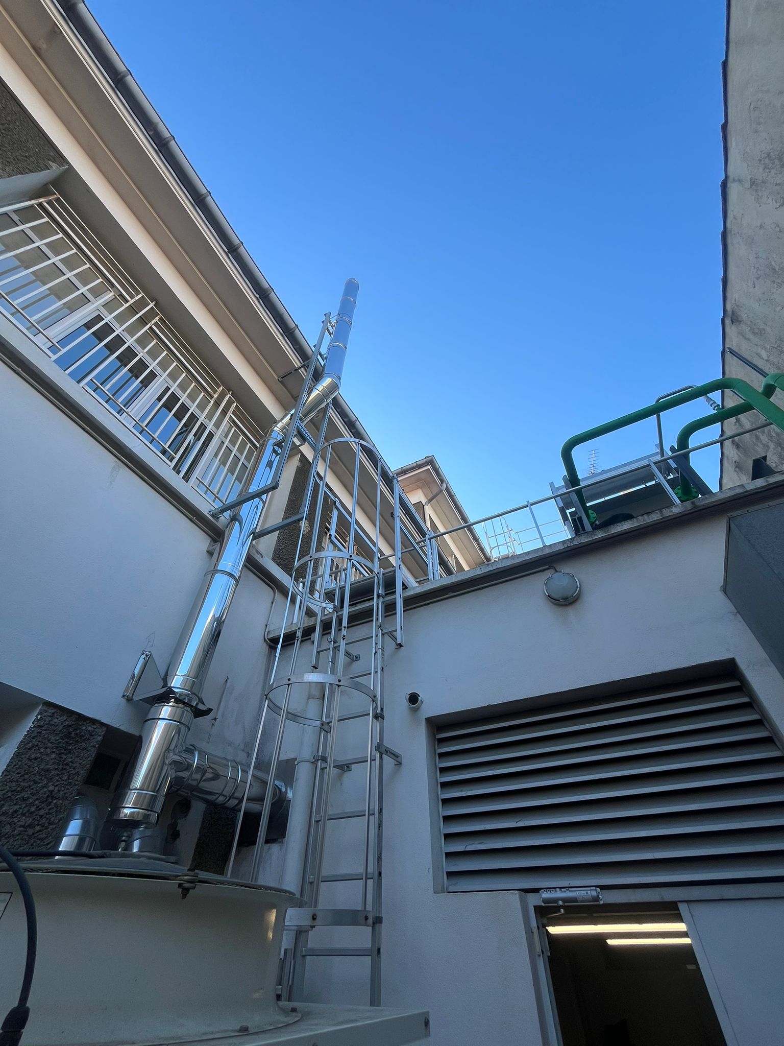 Nouvelle cheminée modulaire facade